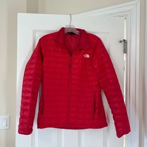 North Face women’s Thermoball jacket size S